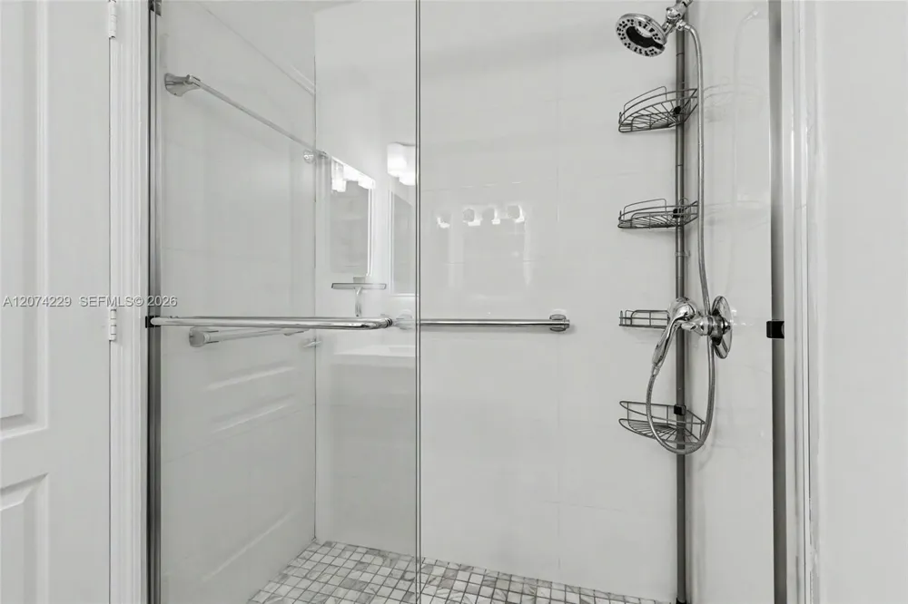 5118 NW 115th Ct Doral, FL 33178