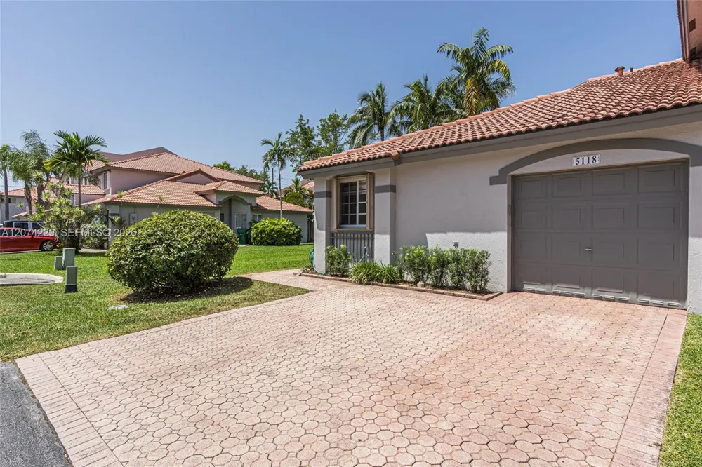 5118 NW 115th Ct Doral, FL 33178