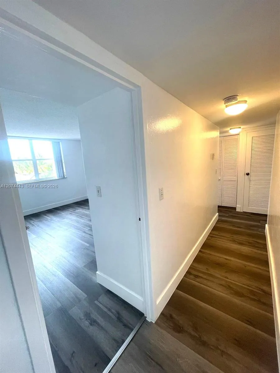 2450 NE 135th St #209 North Miami, FL 33181