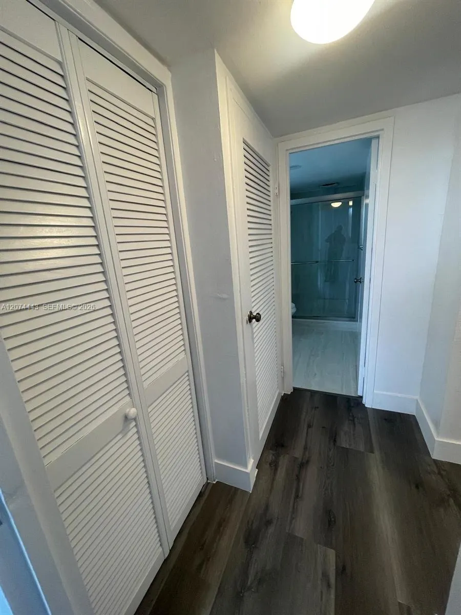 2450 NE 135th St #209 North Miami, FL 33181