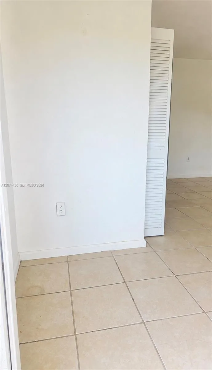 301 NW 84th St #301 Miami, FL 33150