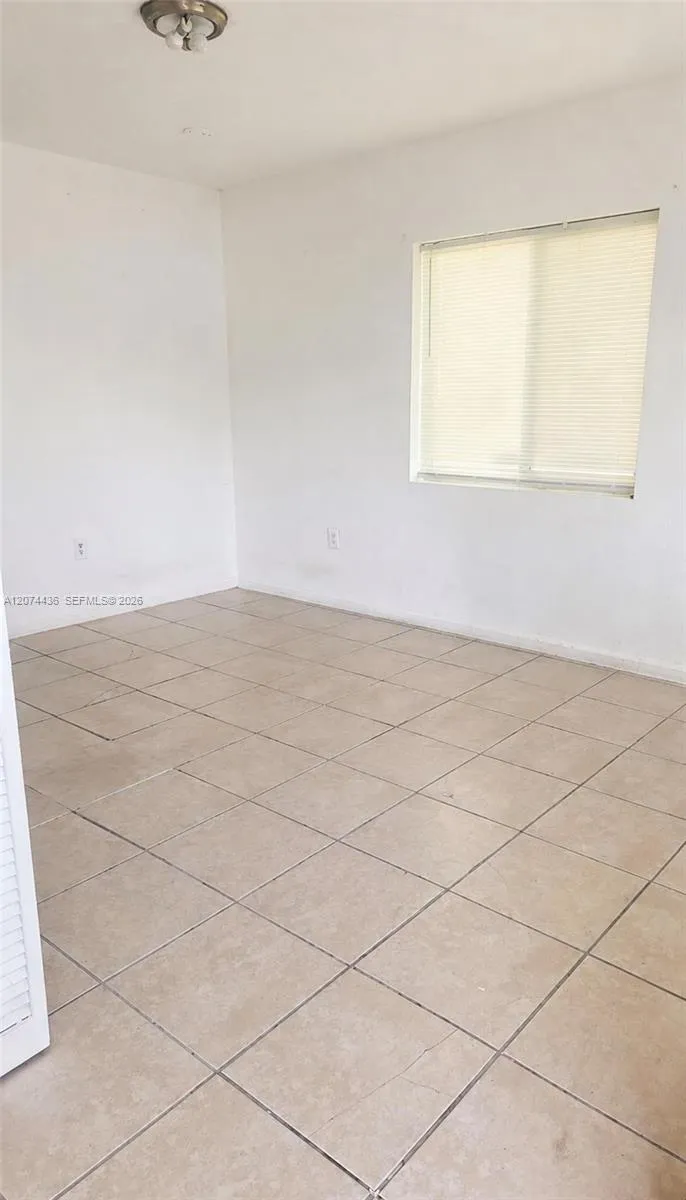 301 NW 84th St #301 Miami, FL 33150