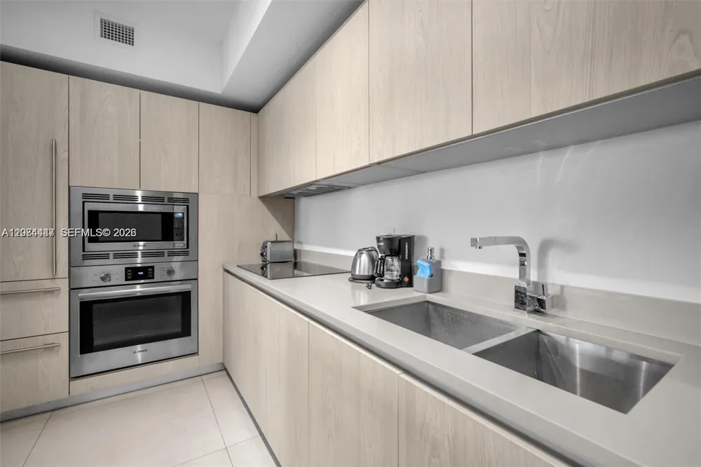 4111 S Ocean Dr #1210 Hollywood, FL 33019