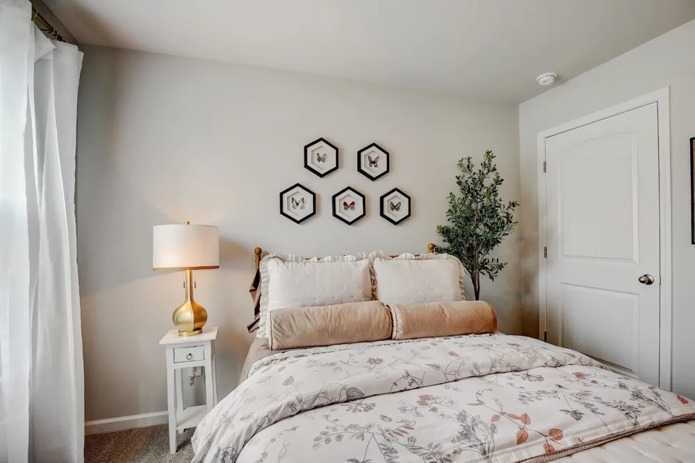 2237 Harlequin Point Lebanon, TN 37090