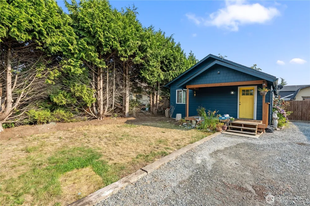 675 D STREET Blaine, WA 98230