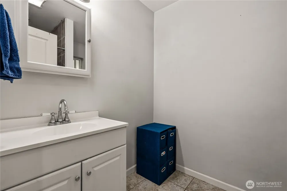 675 D STREET Blaine, WA 98230