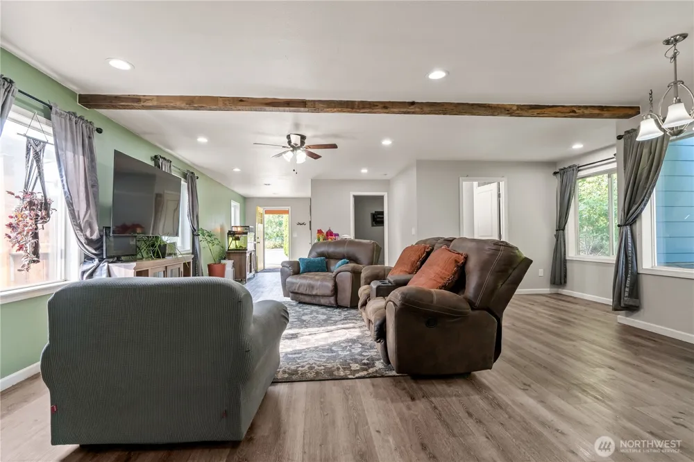 675 D STREET Blaine, WA 98230
