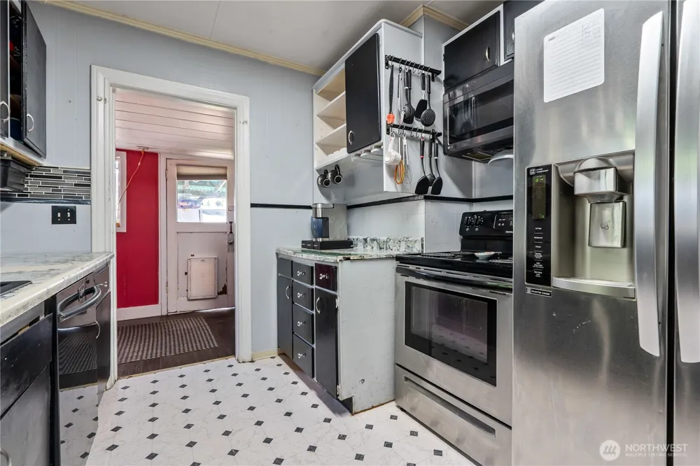 675 D STREET Blaine, WA 98230