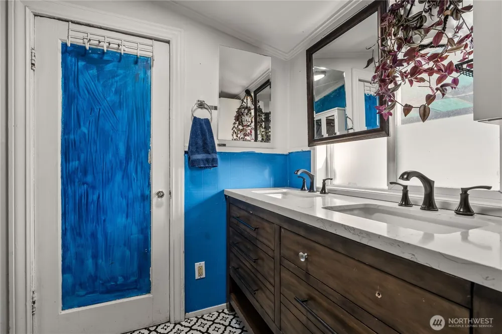 675 D STREET Blaine, WA 98230