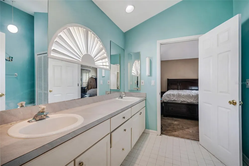 13522 HERON CAY COURT Orlando, FL 32837