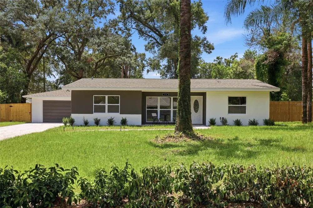 238 PRESCOTT DRIVE Orlando, FL 32809