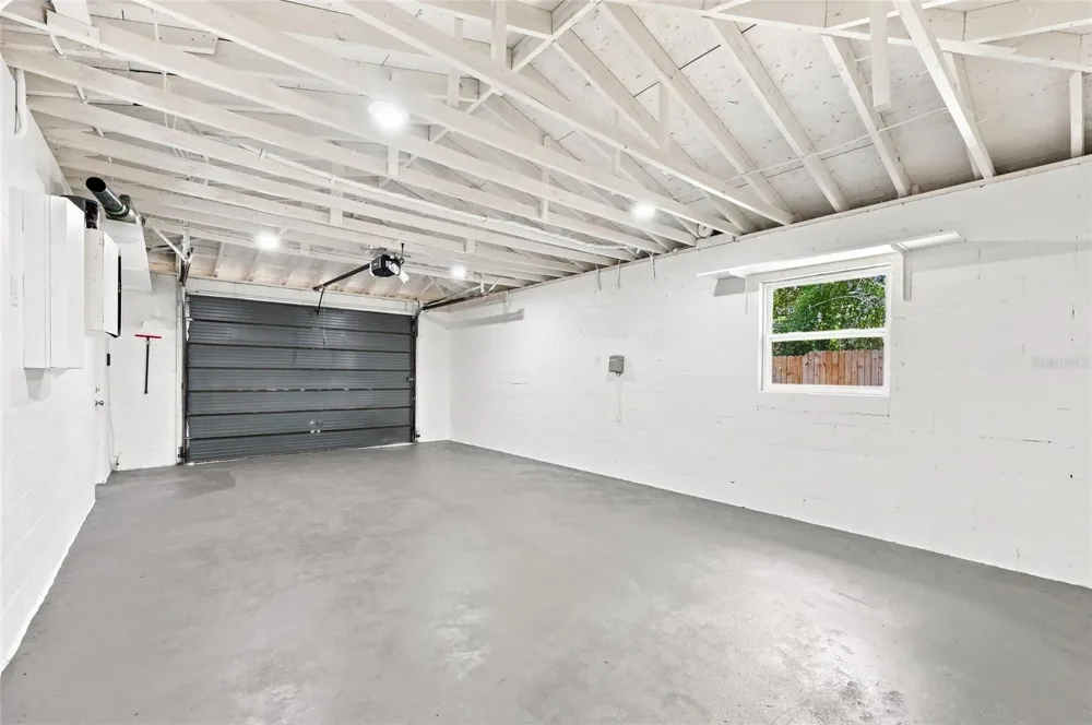 238 PRESCOTT DRIVE Orlando, FL 32809