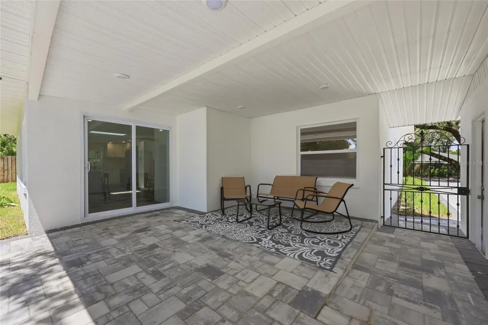 238 PRESCOTT DRIVE Orlando, FL 32809