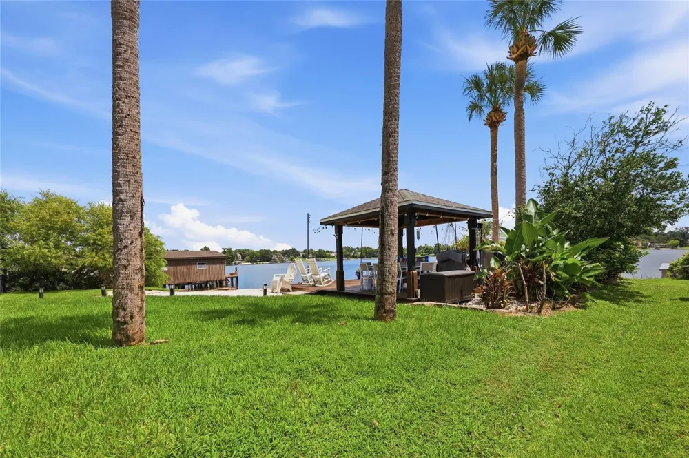 238 PRESCOTT DRIVE Orlando, FL 32809