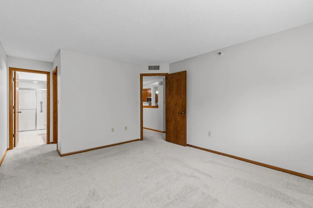 3150 Glen Oaks Avenue #108A White Bear Lake, MN 55110