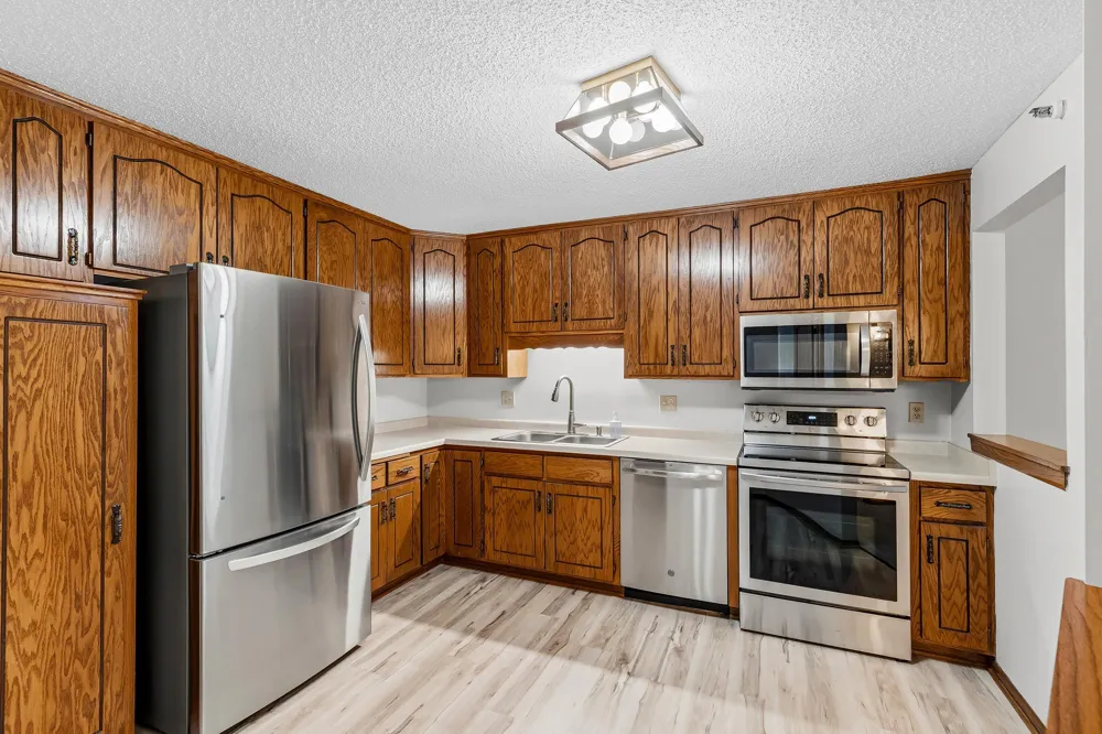 3150 Glen Oaks Avenue #108A White Bear Lake, MN 55110