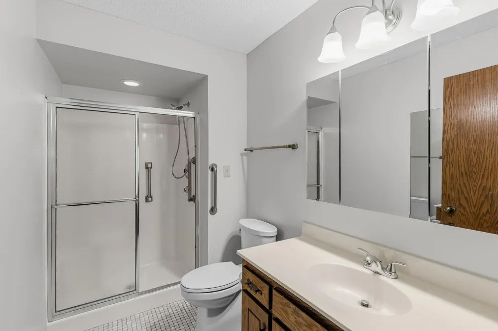 3150 Glen Oaks Avenue #108A White Bear Lake, MN 55110