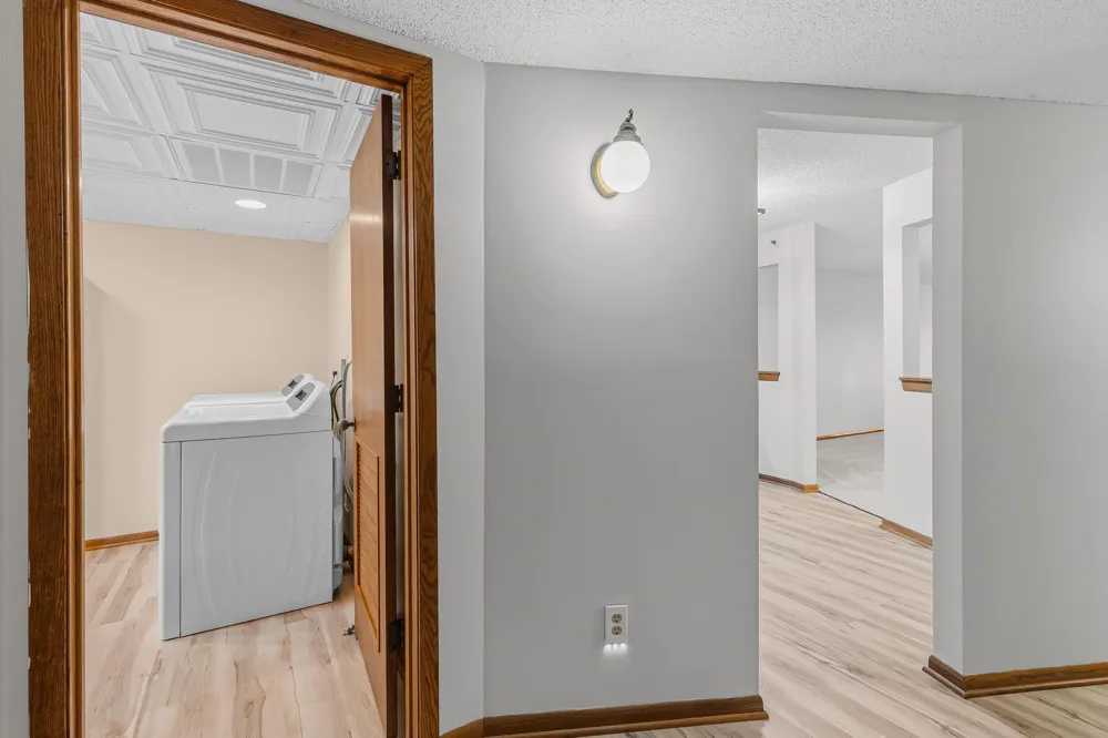 3150 Glen Oaks Avenue #108A White Bear Lake, MN 55110