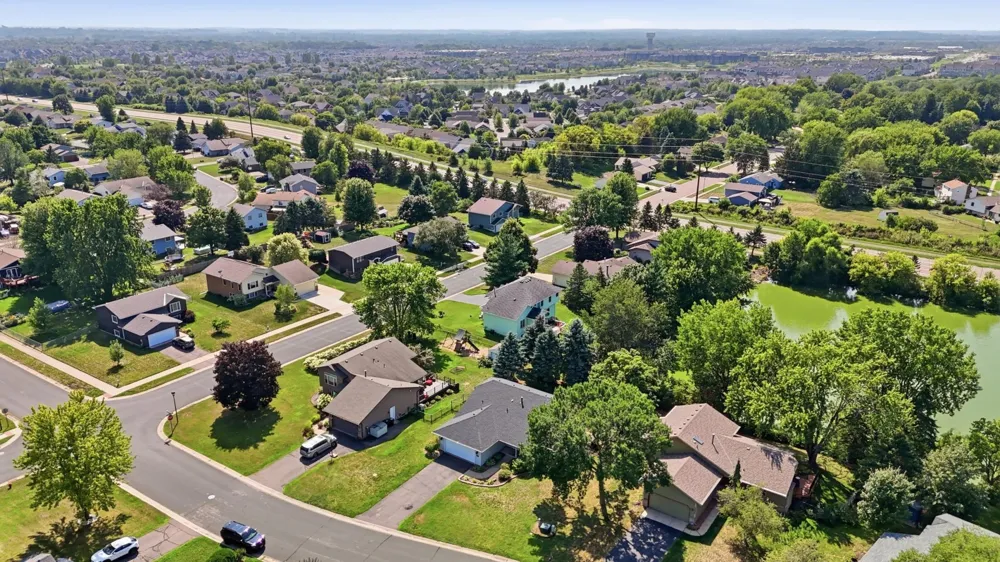 15485 Darjeeling Path Rosemount, MN 55068