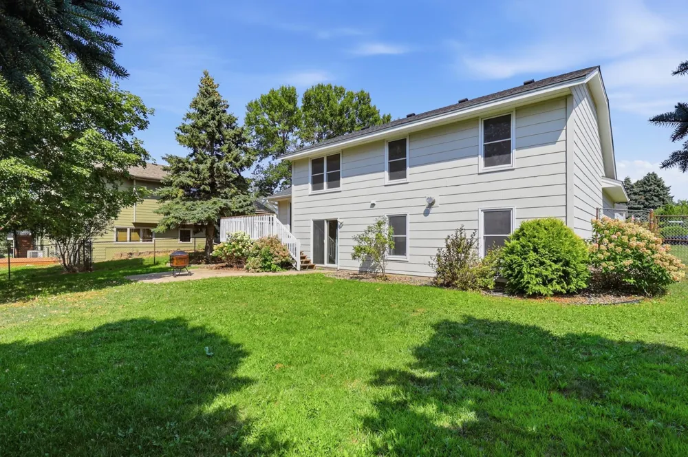 15485 Darjeeling Path Rosemount, MN 55068