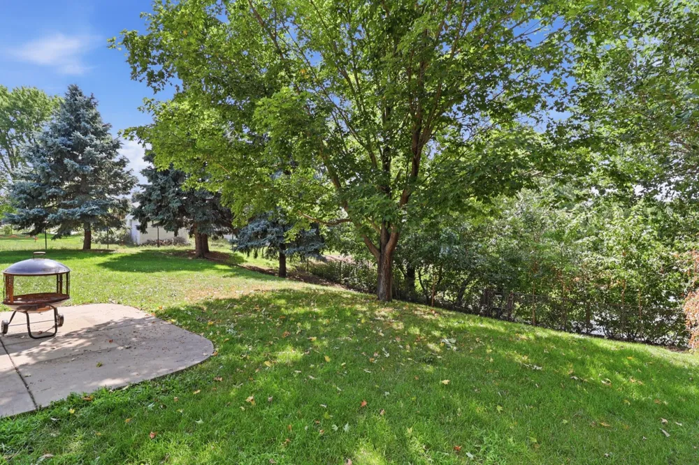 15485 Darjeeling Path Rosemount, MN 55068