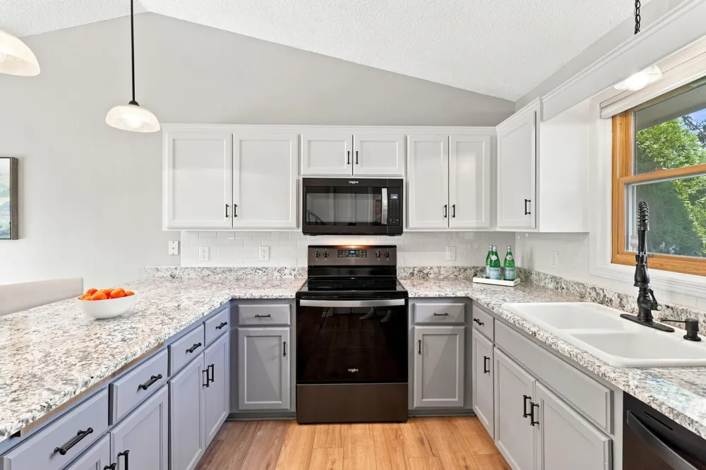 15485 Darjeeling Path Rosemount, MN 55068