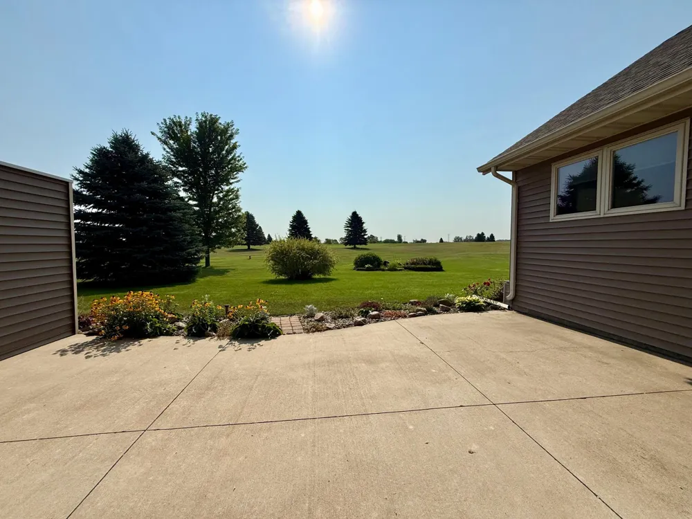 39202 Wild Rose Court Sauk Centre, MN 56378
