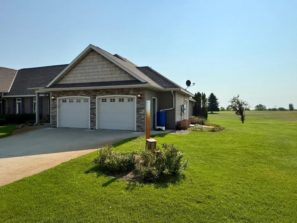39202 Wild Rose Court Sauk Centre, MN 56378