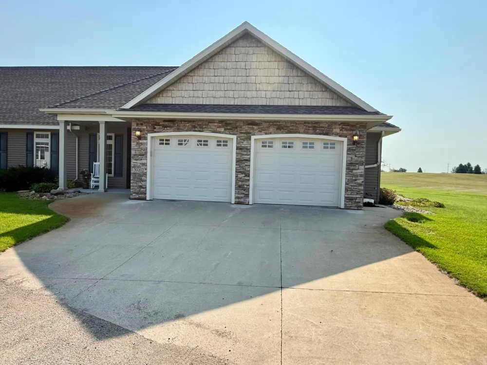 39202 Wild Rose Court Sauk Centre, MN 56378