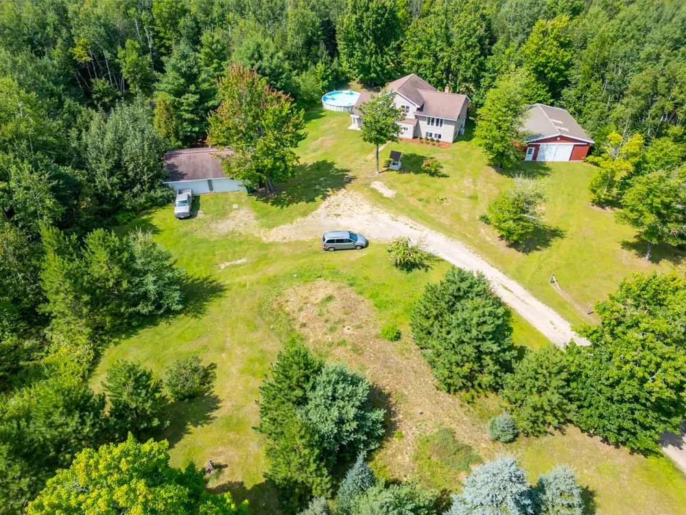 9225 Merrill Road Hibbing, MN 55746