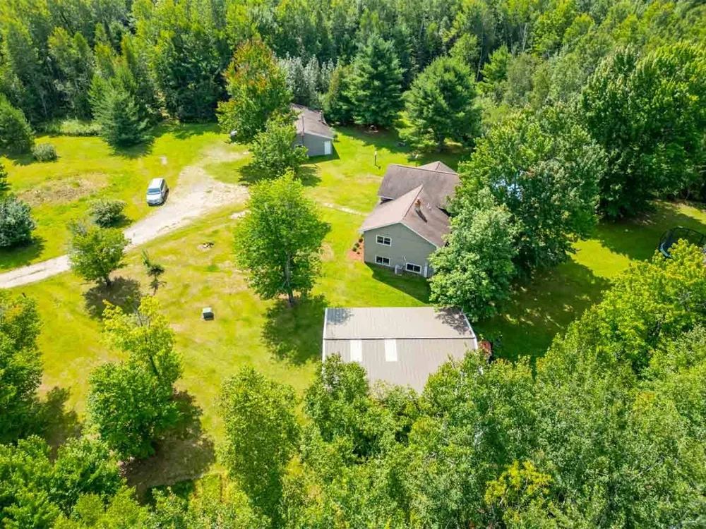 9225 Merrill Road Hibbing, MN 55746