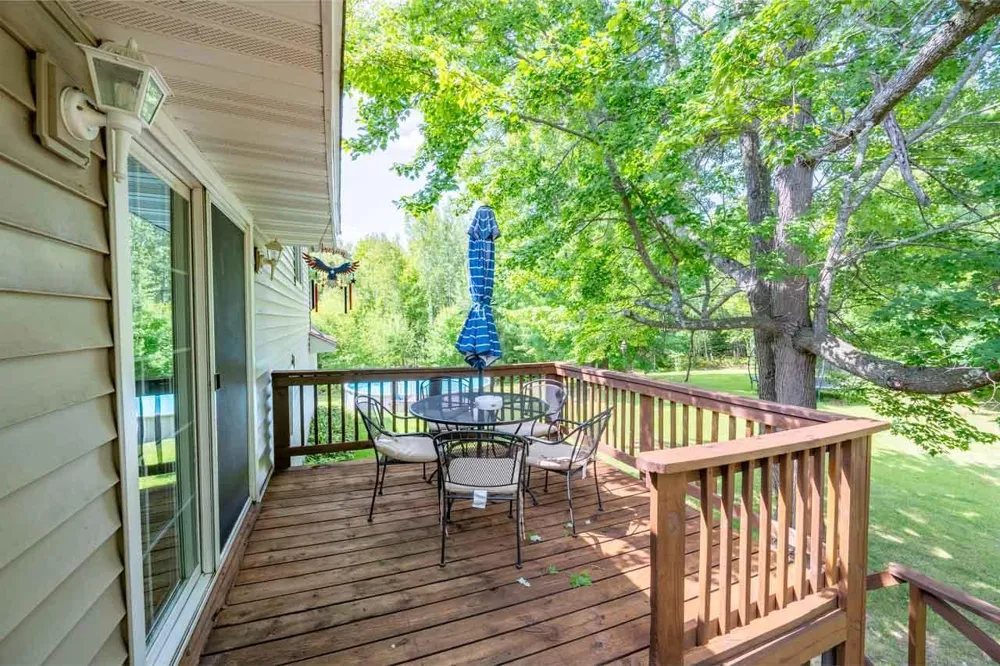 9225 Merrill Road Hibbing, MN 55746