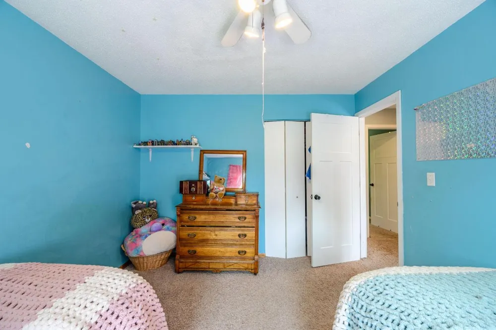 9225 Merrill Road Hibbing, MN 55746