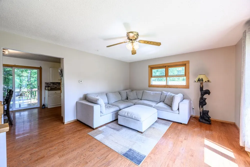 9225 Merrill Road Hibbing, MN 55746