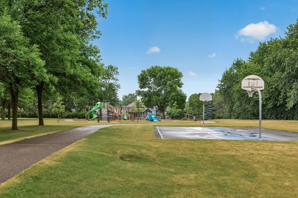 11607 Hillside Circle Champlin, MN 55316