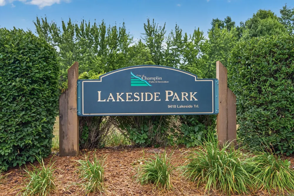 11607 Hillside Circle Champlin, MN 55316