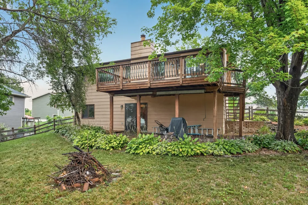 11607 Hillside Circle Champlin, MN 55316