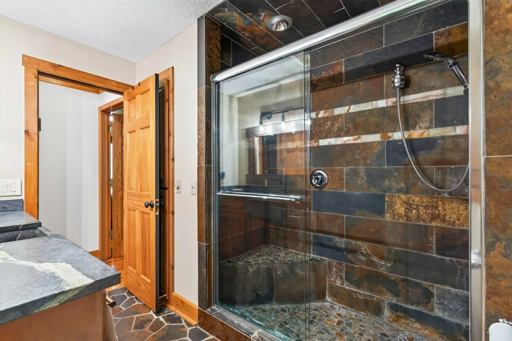 11607 Hillside Circle Champlin, MN 55316
