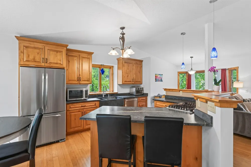 11607 Hillside Circle Champlin, MN 55316