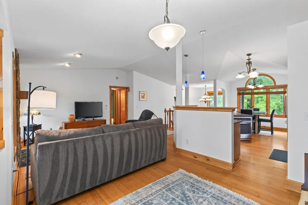 11607 Hillside Circle Champlin, MN 55316