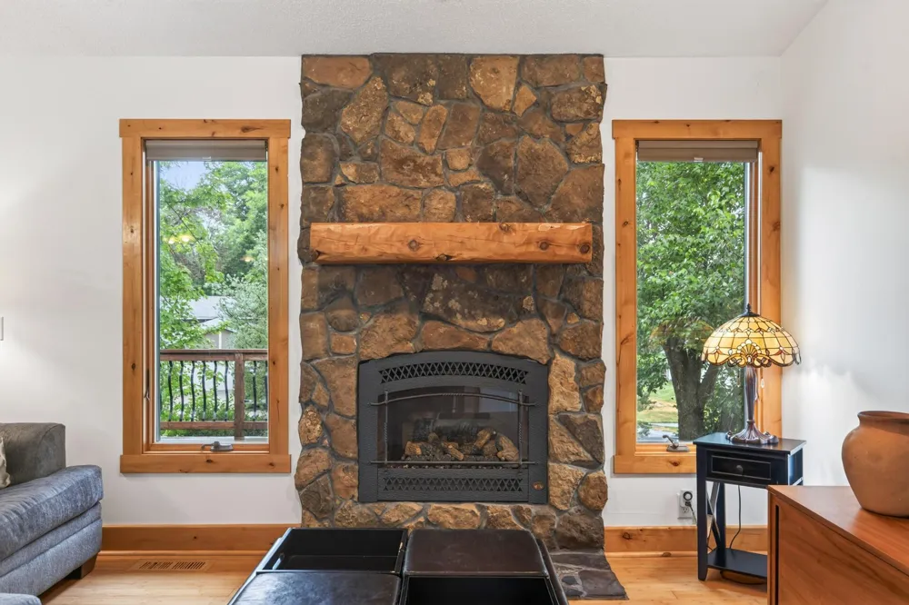 11607 Hillside Circle Champlin, MN 55316