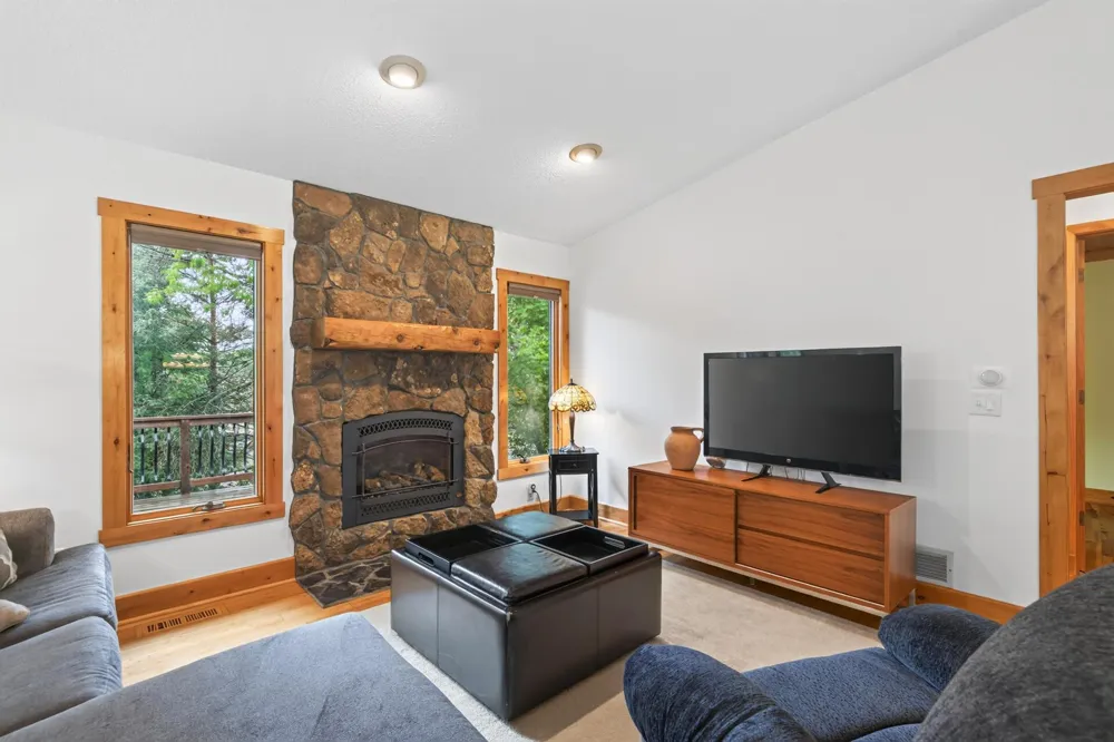 11607 Hillside Circle Champlin, MN 55316