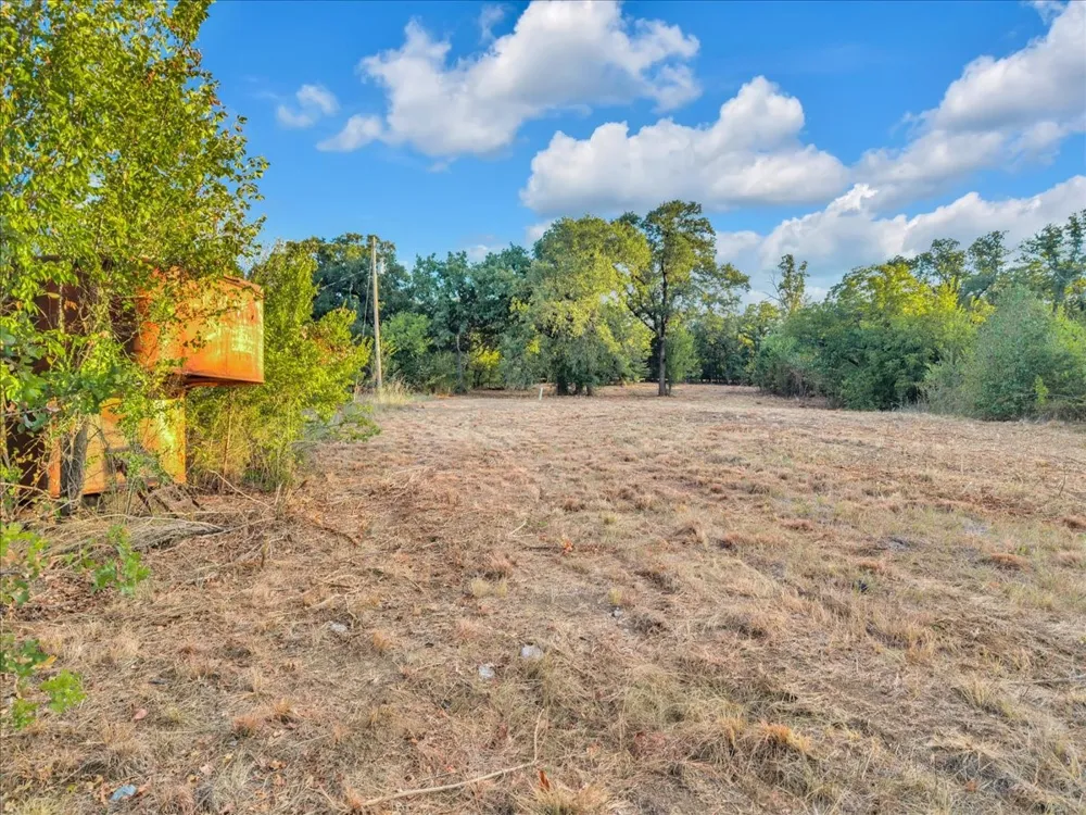 1709 Fox Lane Burleson, TX 76028