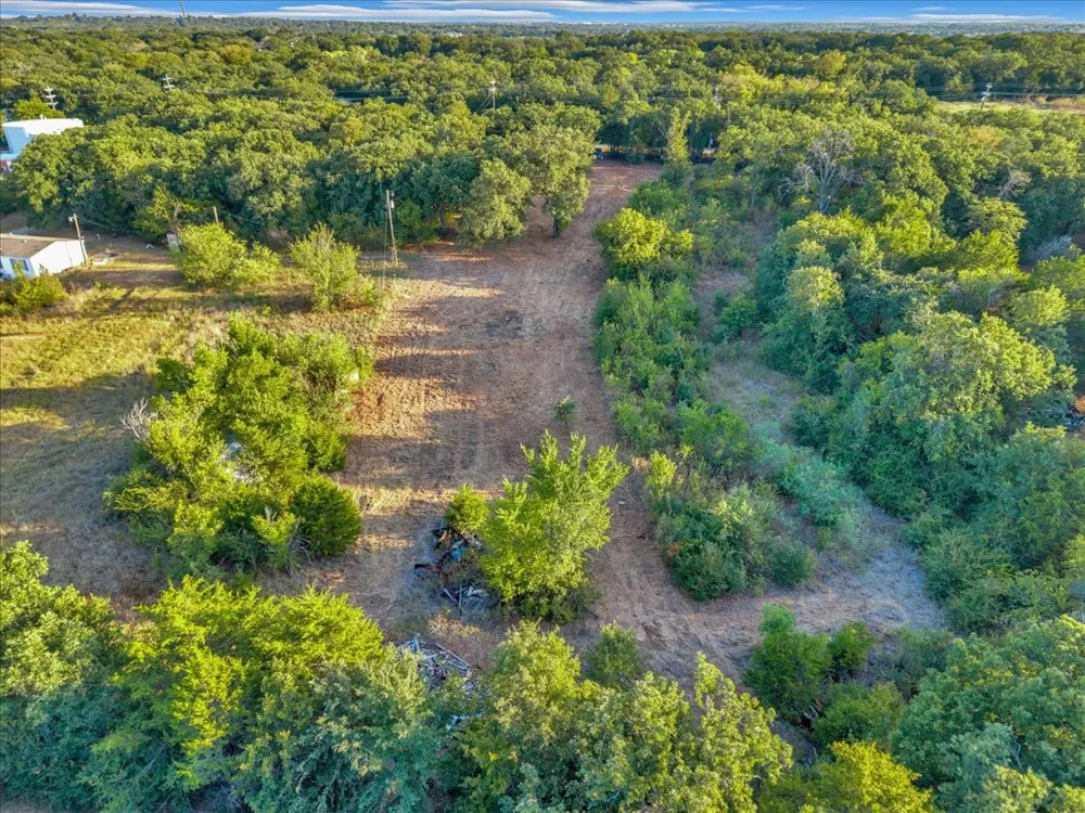1709 Fox Lane Burleson, TX 76028