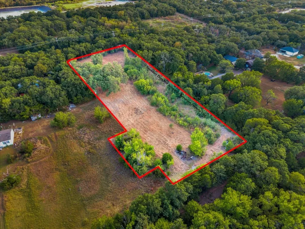 1709 Fox Lane Burleson, TX 76028