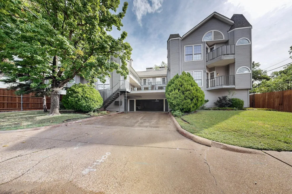 218 Beacon Street #108 Dallas, TX 75214