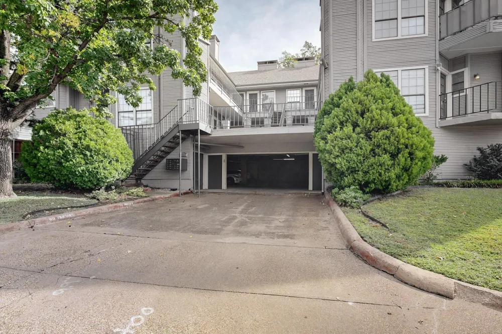 218 Beacon Street #108 Dallas, TX 75214