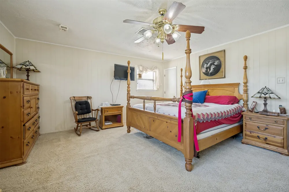 117 County Road 2646 Decatur, TX 76234
