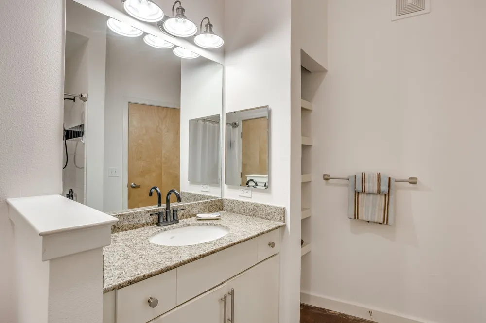 201 W Lancaster Avenue #320 Fort Worth, TX 76102