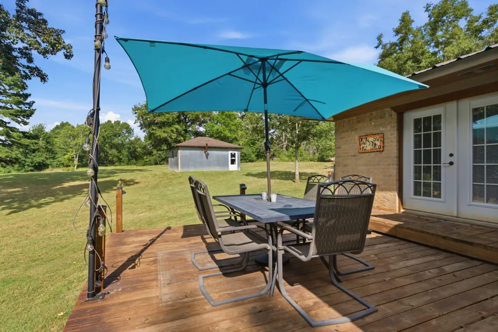 813 El Camino Drive Grapeland, TX 75844